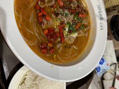 水煮牛肉-大食代美食广场(迪士尼小镇店)