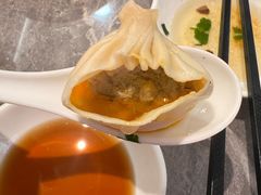 -莱莱小笼·乔艾