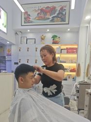 -欧意风尚·烫染·接发