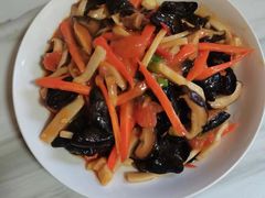 -懒熊月嫂(张家港店)
