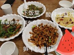 -湘缘道客•湘缘饭店·25年湘菜馆(古墩路店)