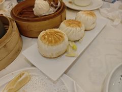 蜜汁叉烧包-万山楼海鲜酒家·二十三年老字号