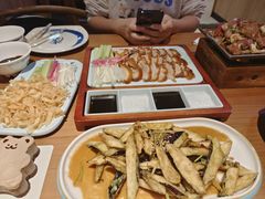 -满园烤鸭·春饼(丰科路万达店)