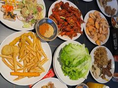 -涨巢·潮玩水疗局