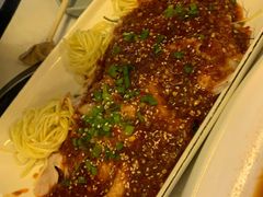 现煮热拌蒜泥白肉-院8里·小聚园老川菜(九眼桥店)