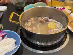 -烹然四季椰子鸡火锅(团结湖总店)