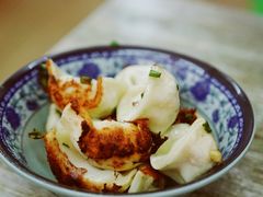 -无名氏宵夜小摊(祝家三姐妹馄饨店)