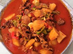 特色的大盘鸡-维吾尔餐厅(宜山路店)