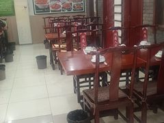-湖南人家湘菜馆(镇江路店)