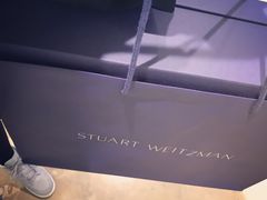 -STUART WEITZMAN(静安嘉里中心店)