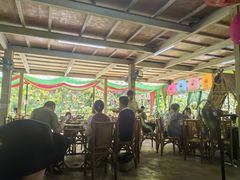 -傣泐金湾餐厅
