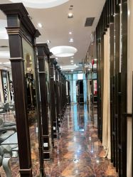 点击看大图 -八佰伴8008星级形象店