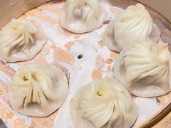 蟹粉小笼包-绿波廊(豫园店)