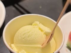 -钱小奴海鲜自助黑金店(杭州滨江龙湖店)