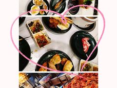 -五月罗马海鲜自助餐厅(月星环球港店)