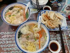 -长人馄饨铺(解放街店)