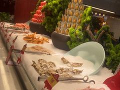 -四囍码头海鲜烧烤自助火锅(外滩南京东路悦荟广场店)