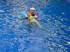 -Swim斯卫姆国际儿童游泳中心(红博中央公园店)