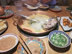 -洱火云南酸菜牛肉火锅(石景山当代商城店)