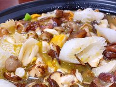 -菌之家·专业纯野生菌火锅·特色炒菌