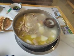 -朴小妹人参鸡汤火锅(长白山万达店)
