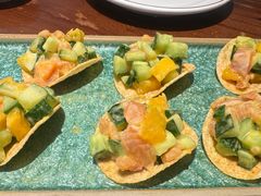 三文鱼水果塔塔-壹湖两岸·鱼鲜山里菜(东江湖店)