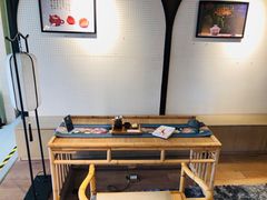-光海书局(南京东路第一百货店)