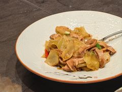 -上海佘山世茂艾美酒店
