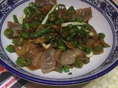 -味上湘菜馆(岳麓山店)