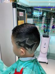 -爆米花儿童美发乐园(市府恒隆广场店)