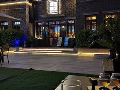 -麦落精酿啤酒餐吧(先农大院店)