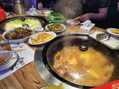 -山河屯铁锅炖(哈西站店)