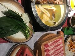 -一绪に寿喜烧自助(世茂广场店)