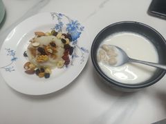 -臻爱住家月嫂育儿嫂(万达店)