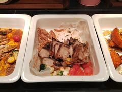 -松咖啡自助餐厅·松北香格里拉