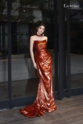 点击看大图 -拉瑞娜LaReine婚纱礼服高级定制