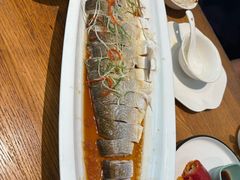 清蒸海鲜汁翘嘴大白鱼-花舍·新派粤菜·西餐·下午茶(亚运村·鸟巢店)