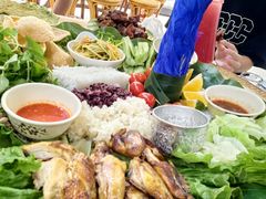 -沐毫傣泐云南菜孔雀宴•手抓饭傣味烧烤(曼听公园店)