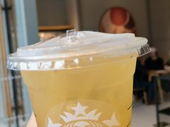 -星巴克(北京中关村南大街店)