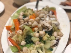 -Isla Sugbu Seafood City