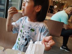 -麦当劳(军博店)