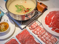 -享遇.锅姥姥牛排海鲜自助(小寨店)
