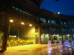 -热带风暴水上乐园(新镇路)