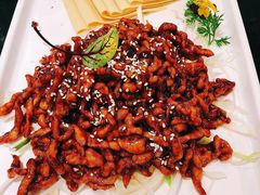 -皇城根·鲁菜济南菜·吊炉烤鸭·炒鸡鱼头(济南旗舰店)