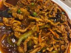 -六泰居·尔滨地标·东北菜(泰山路店)