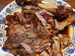 -老天桥酱肉烧饼夹肘子(天桥店)