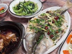 -贾老板缸肉馆(潮韵街店)