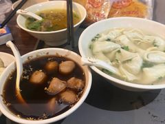 荠菜馄饨-哑巴生煎(临顿路店)