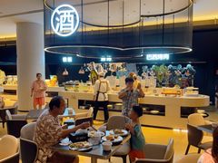 -涨巢·潮玩水疗局