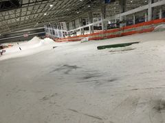 -乔波室内滑雪场